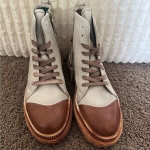 Roan by Bed Stu Kinship almond bone boots size 8 new in box
